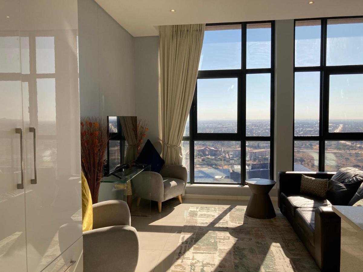Urban Awe Apartment-Itowers 23Rd Floor Gaborone Eksteriør bilde